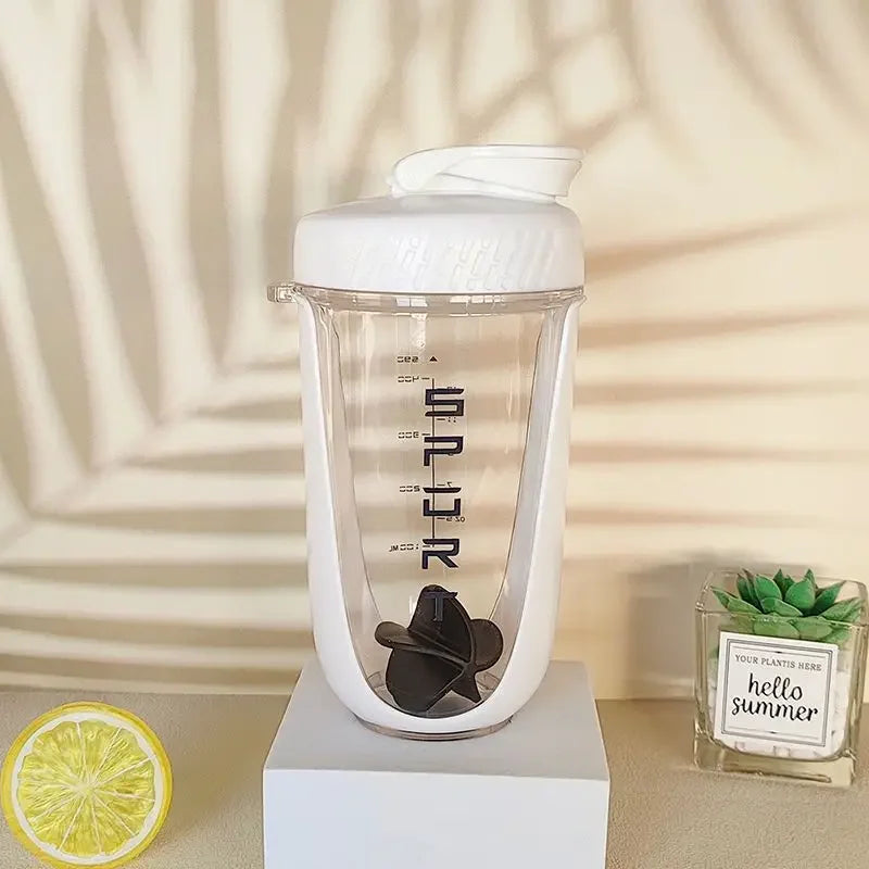 600ML Blender Shaker Bottle with Plastic Whisk Ball BPA Free Plastic Protein Shakes Leakproof for Powder Workout Gym Sport